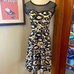 Effie’s Heart Jackie Dress Size Med NWT